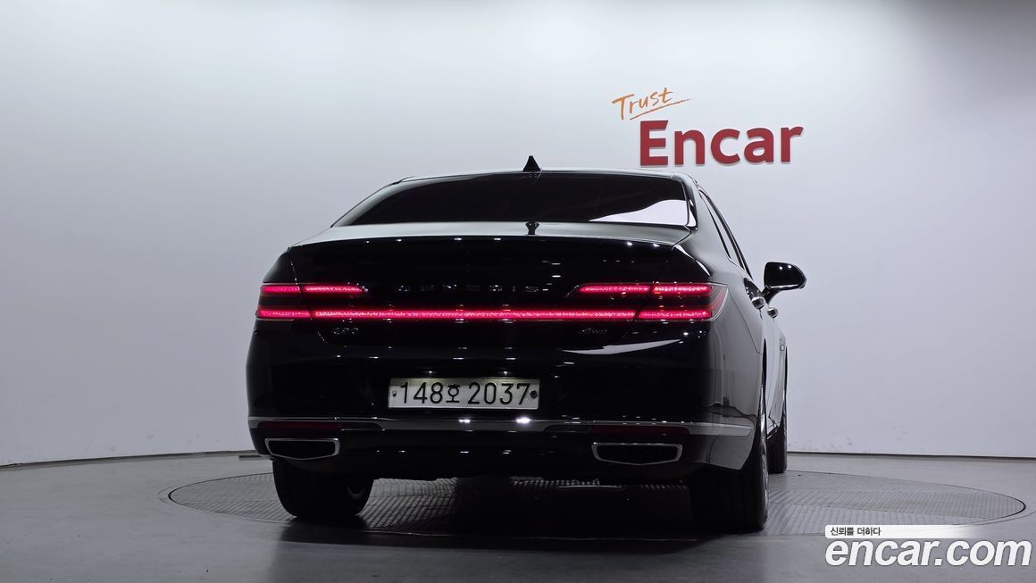 Genesis G90 2021