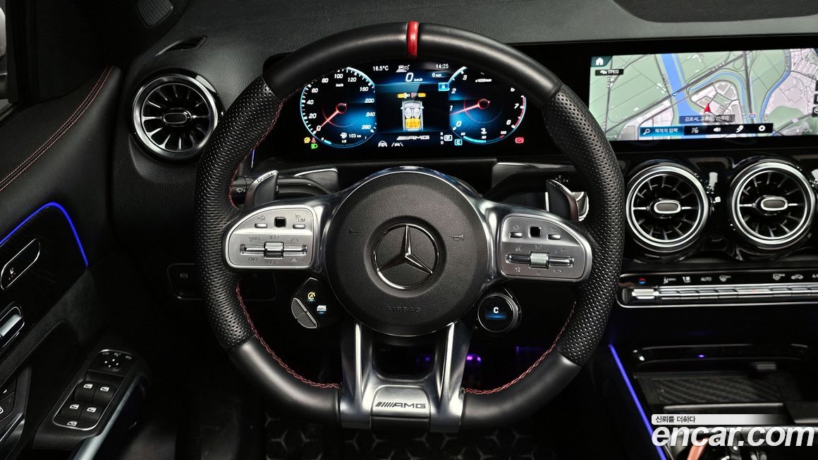 Mercedes-Benz GLB-Class 2023