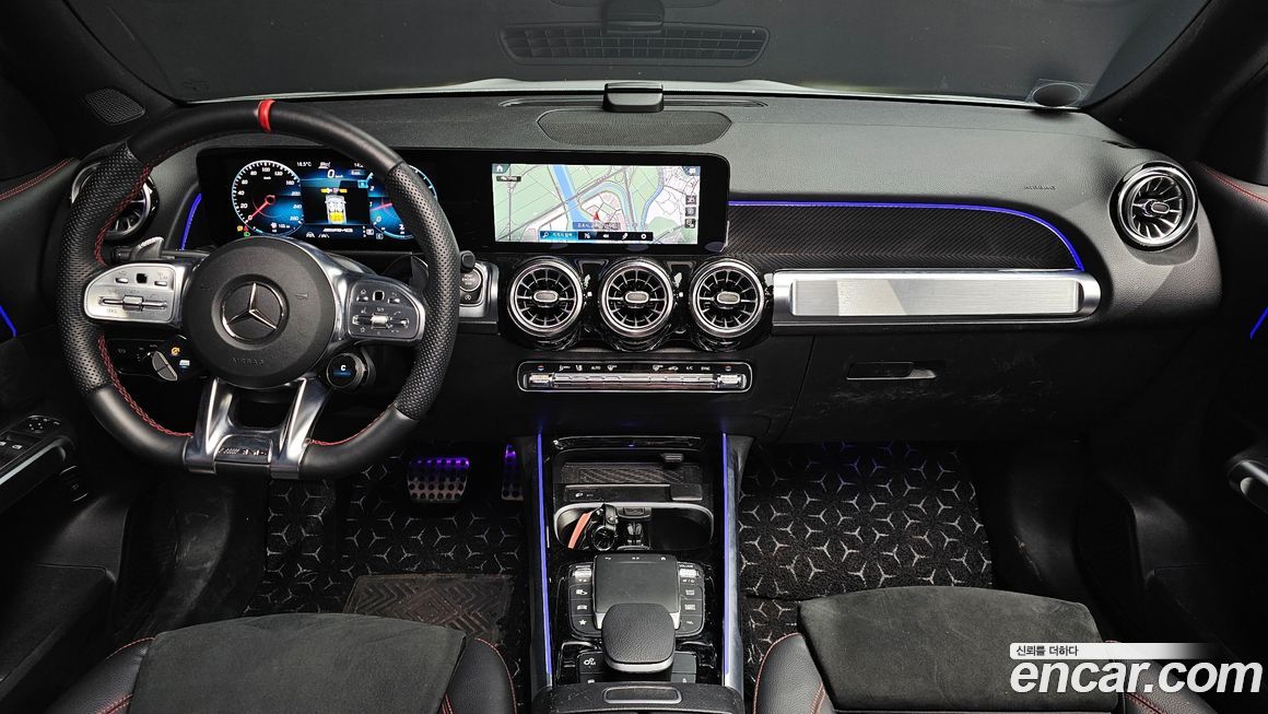 Mercedes-Benz GLB-Class 2023