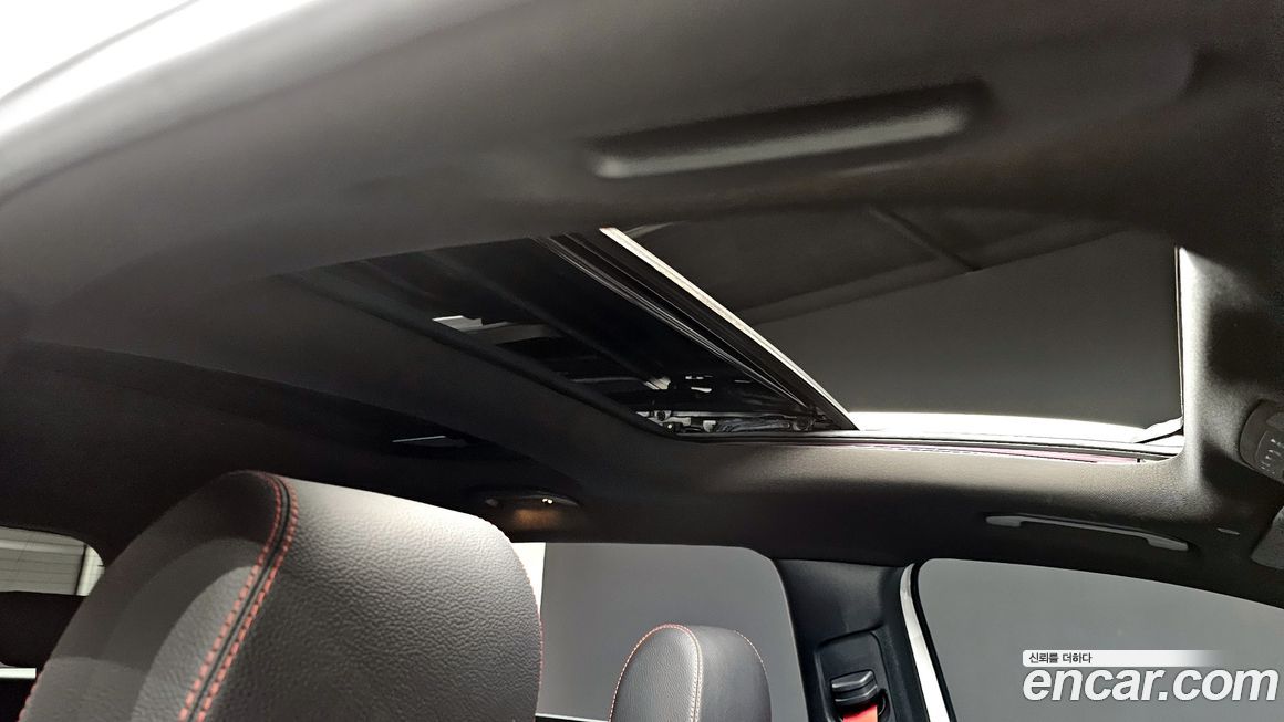 Mercedes-Benz GLB-Class 2023