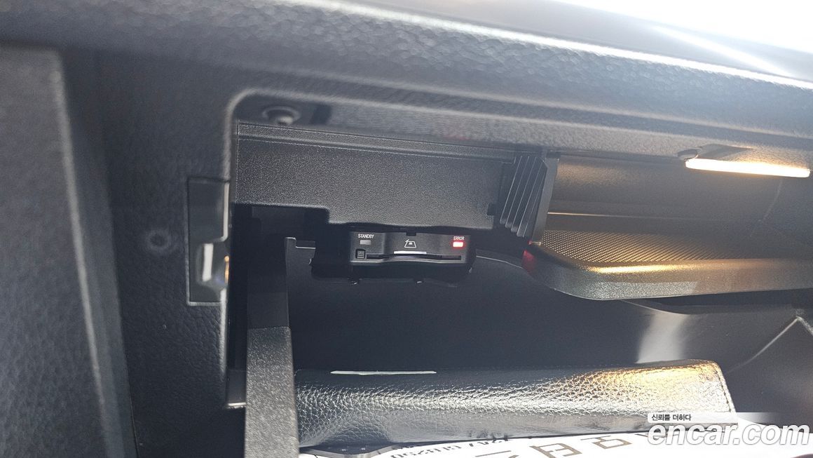 Mercedes-Benz GLB-Class 2025