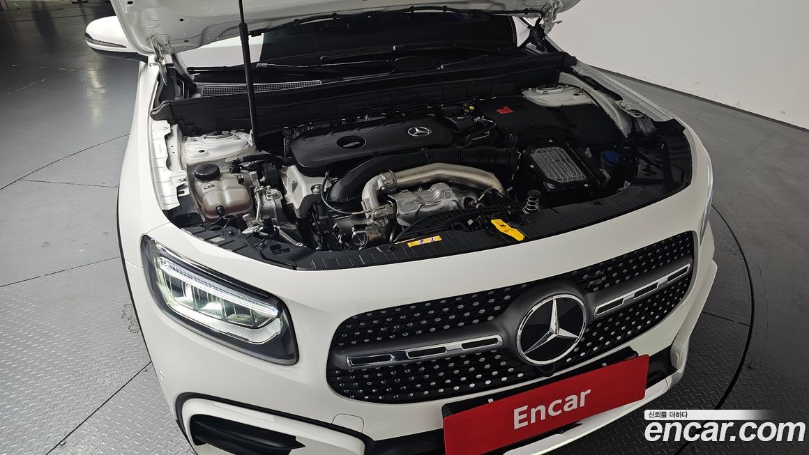 Mercedes-Benz GLB-Class 2025