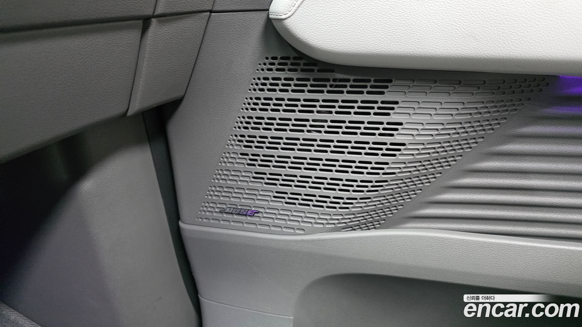 Hyundai Staria 2025