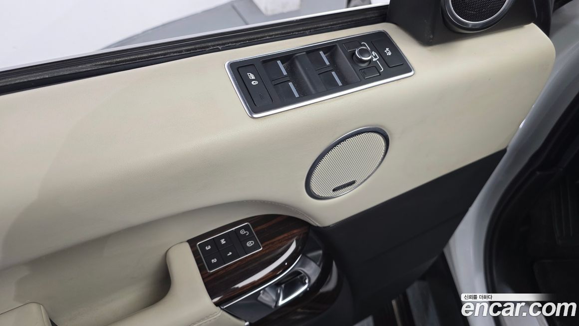 Land Rover Range Rover 2017