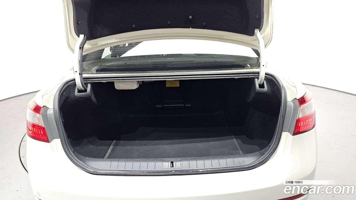 Renault-KoreaSamsung SM5  2011