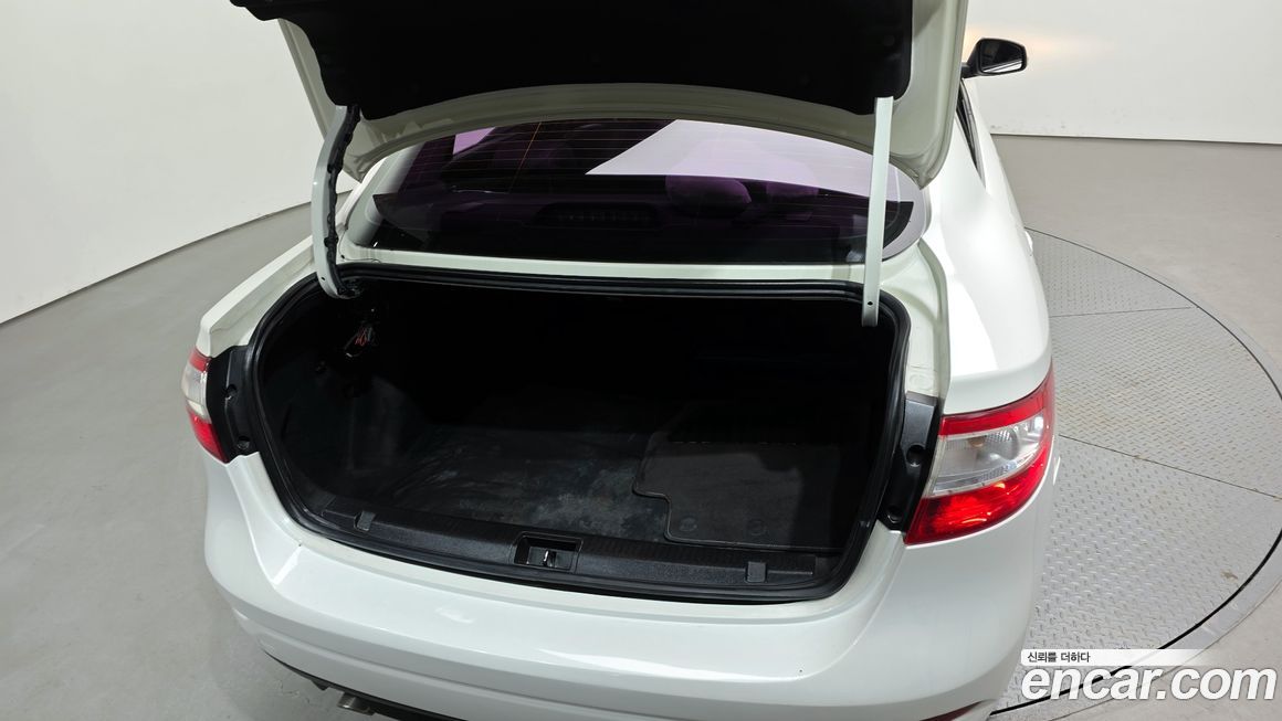 Renault-KoreaSamsung SM3 2011