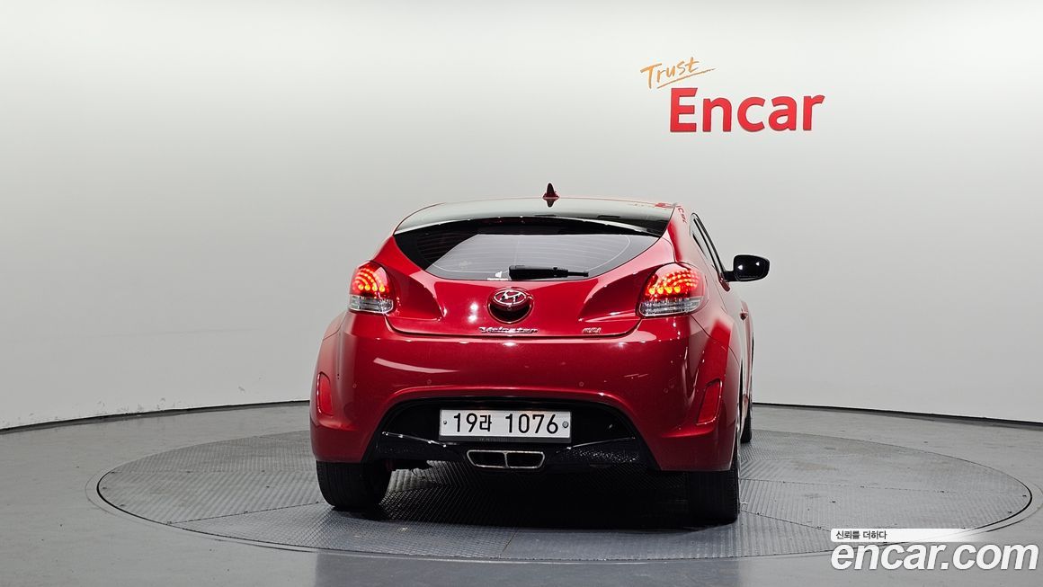 Hyundai Veloster 2012