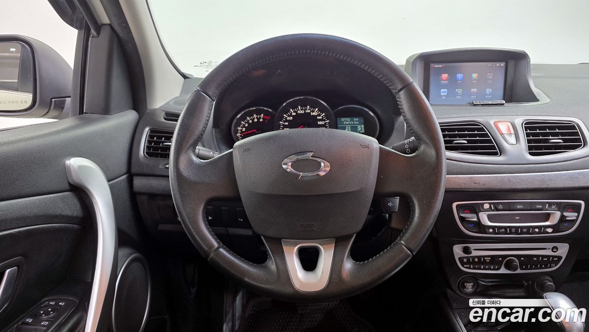 Renault-KoreaSamsung SM3 2011