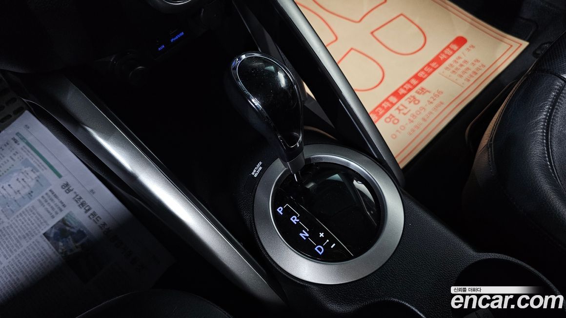 Hyundai Veloster 2012