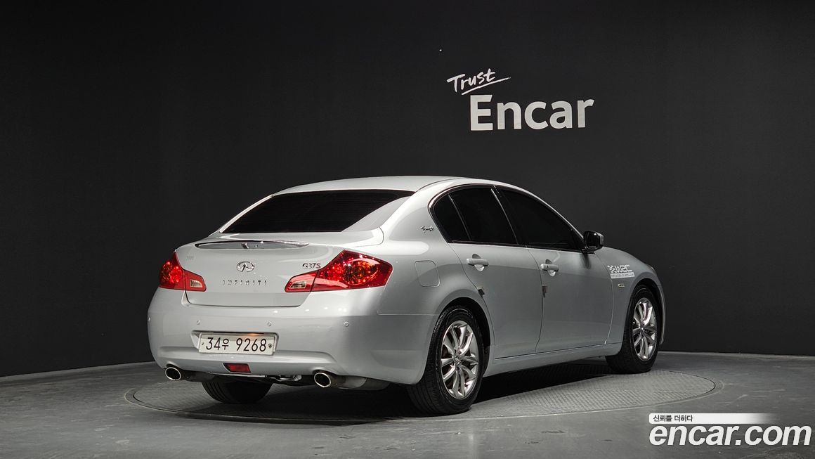 Infiniti G 2009