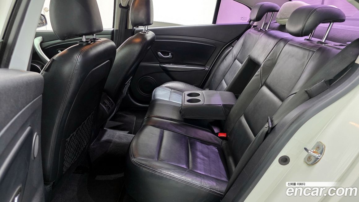 Renault-KoreaSamsung SM3 2011