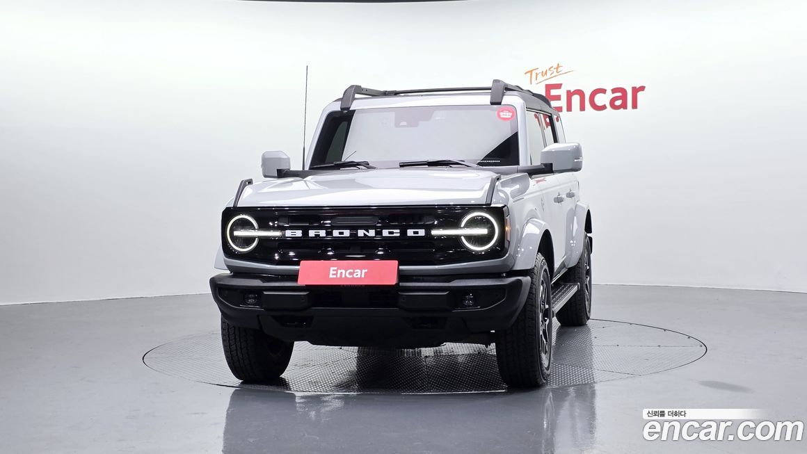 Ford Bronco 2022