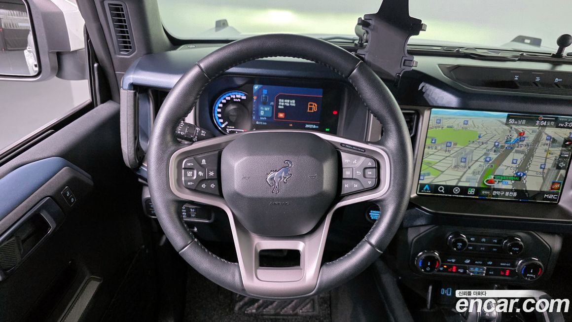 Ford Bronco 2022