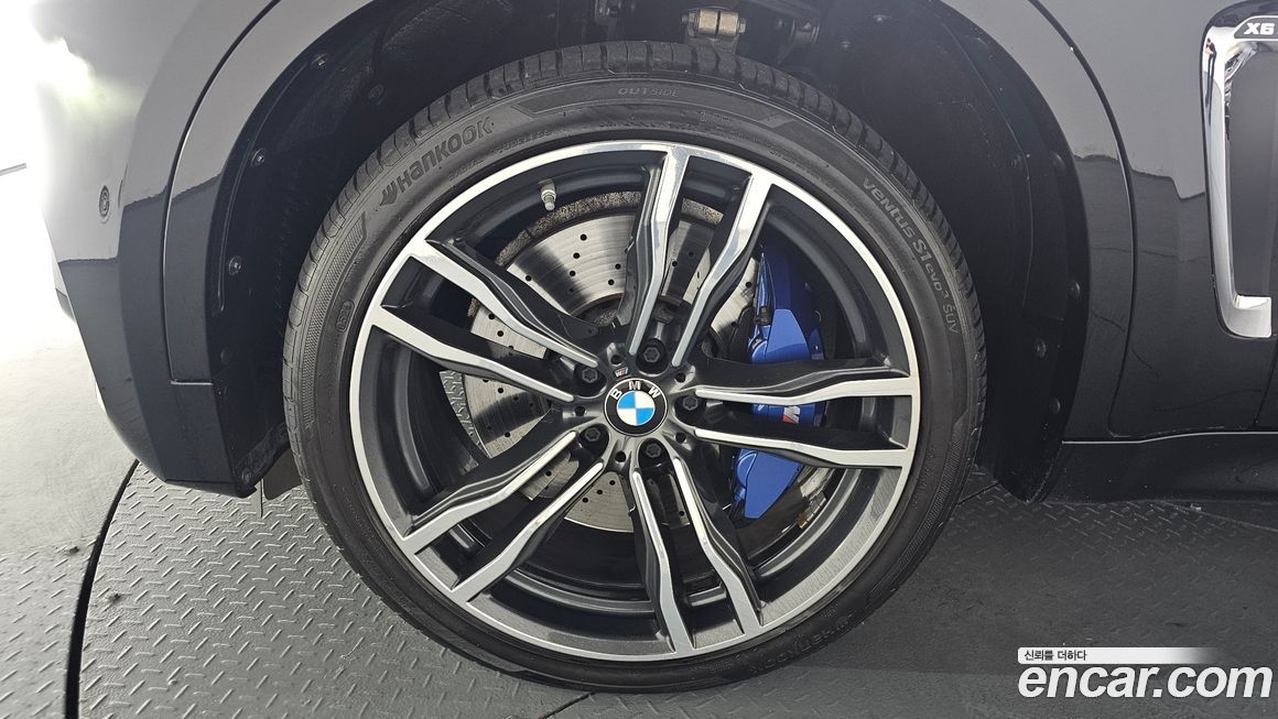 BMW X6M 2019
