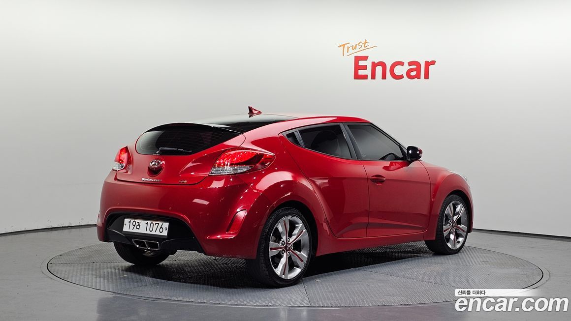 Hyundai Veloster 2012