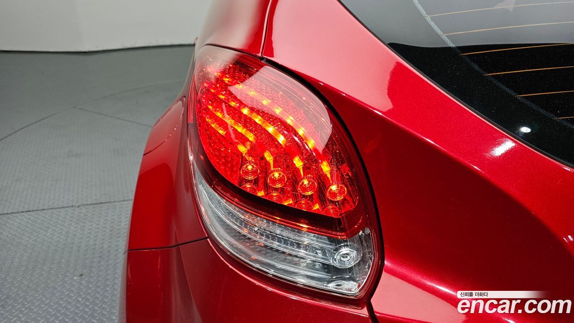 Hyundai Veloster 2012