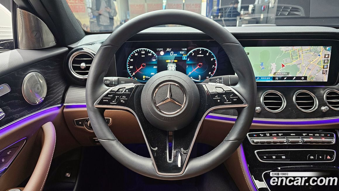 Mercedes-Benz E-Class 2023