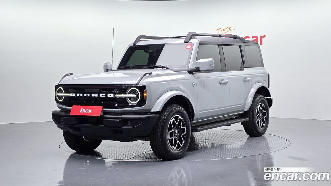 Ford Bronco 2022