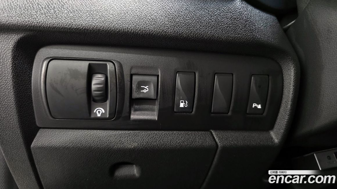 Renault-KoreaSamsung SM3 2011