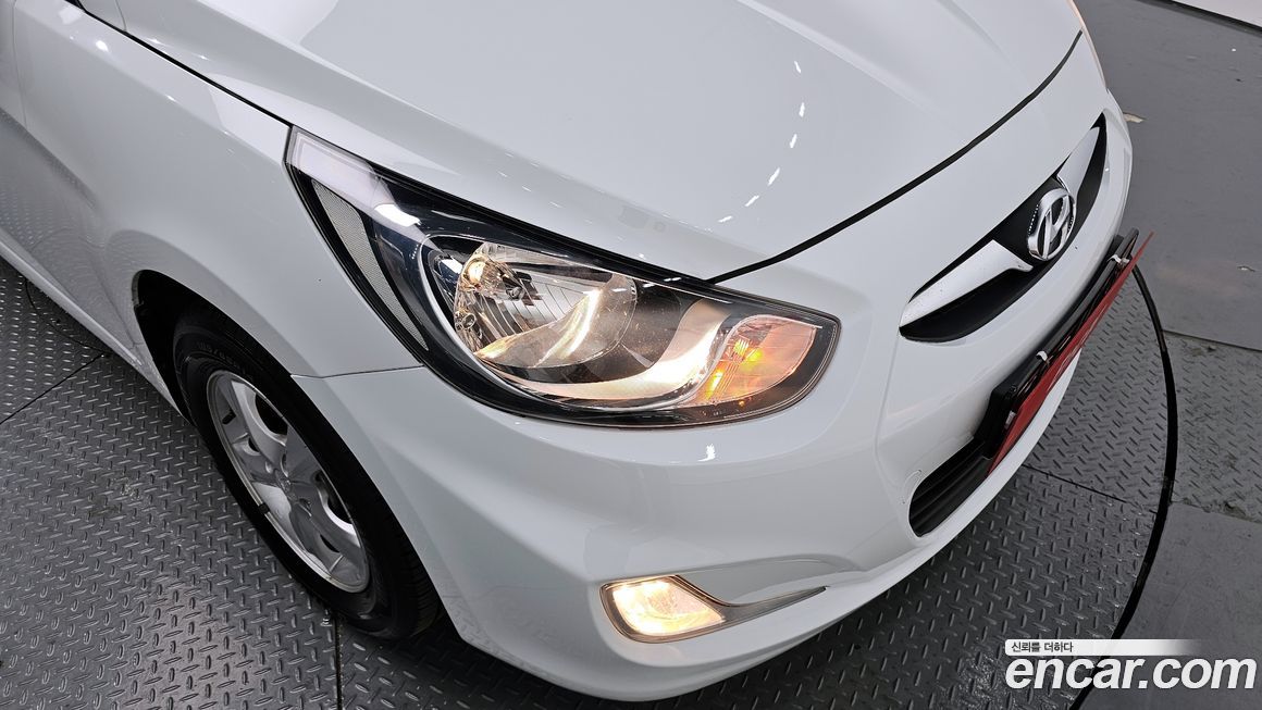 Hyundai Accent 2011