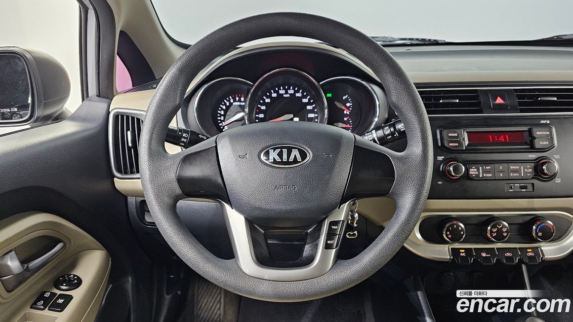 Kia pride 2016