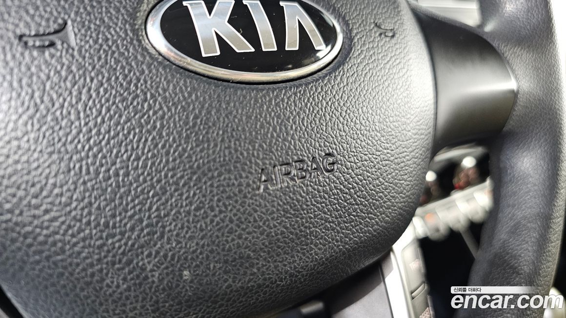 Kia pride 2016
