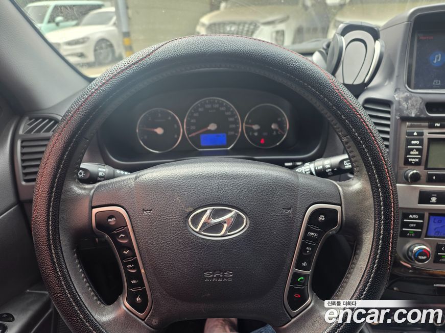 Hyundai Santafe 2011