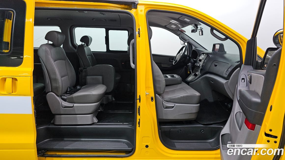 Hyundai Starex 2011