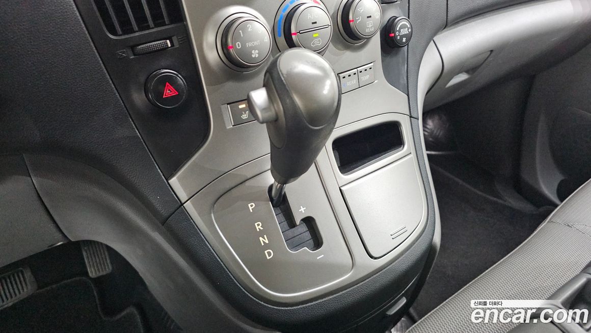 Hyundai Starex 2011
