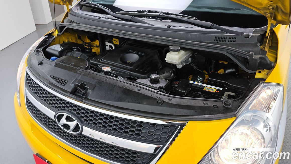 Hyundai Starex 2011
