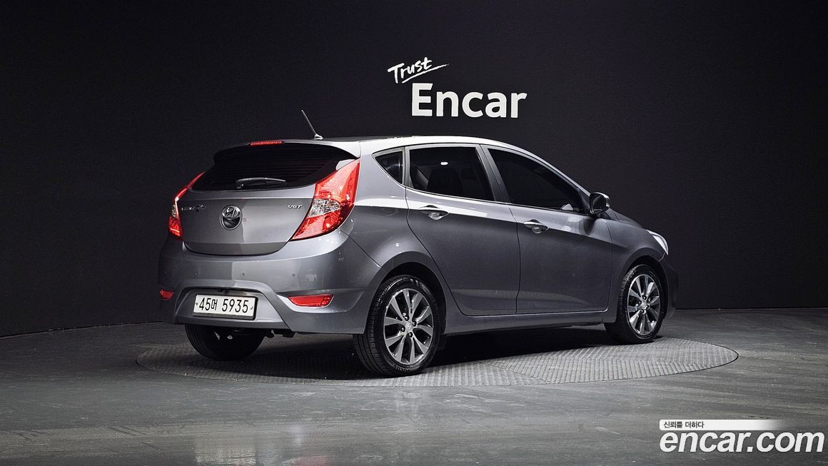 Hyundai Accent 2014