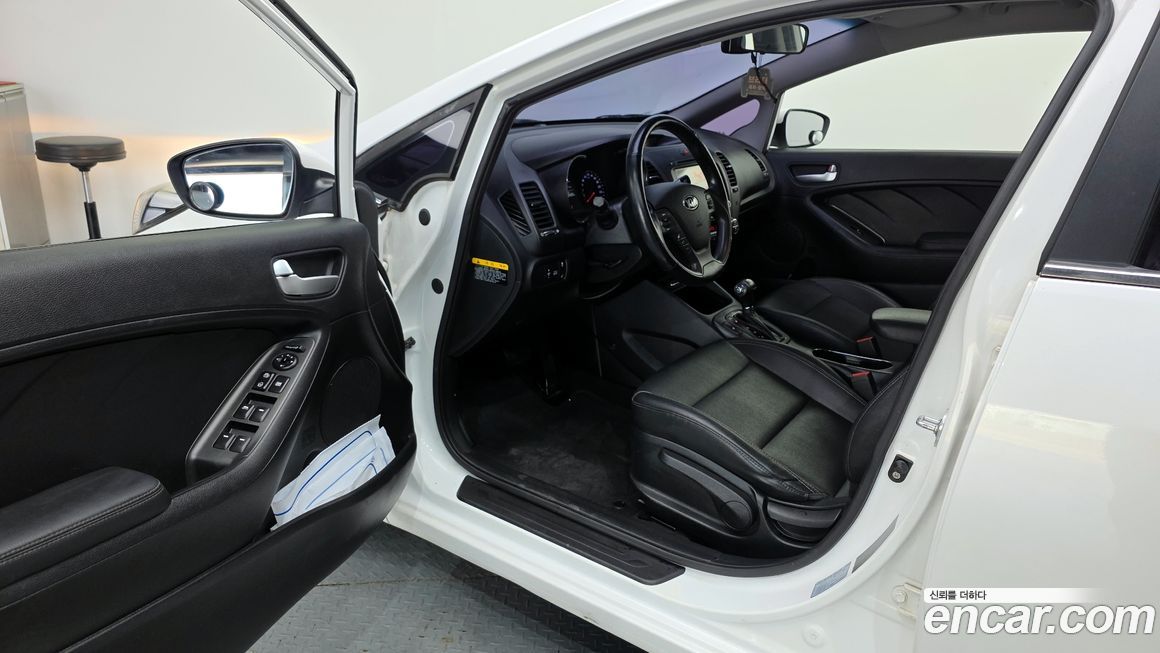 Kia K3 2014