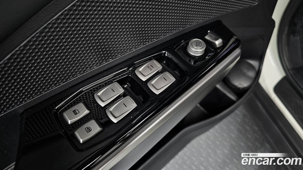 KG_Mobility_Ssangyong TIBOLI 2016