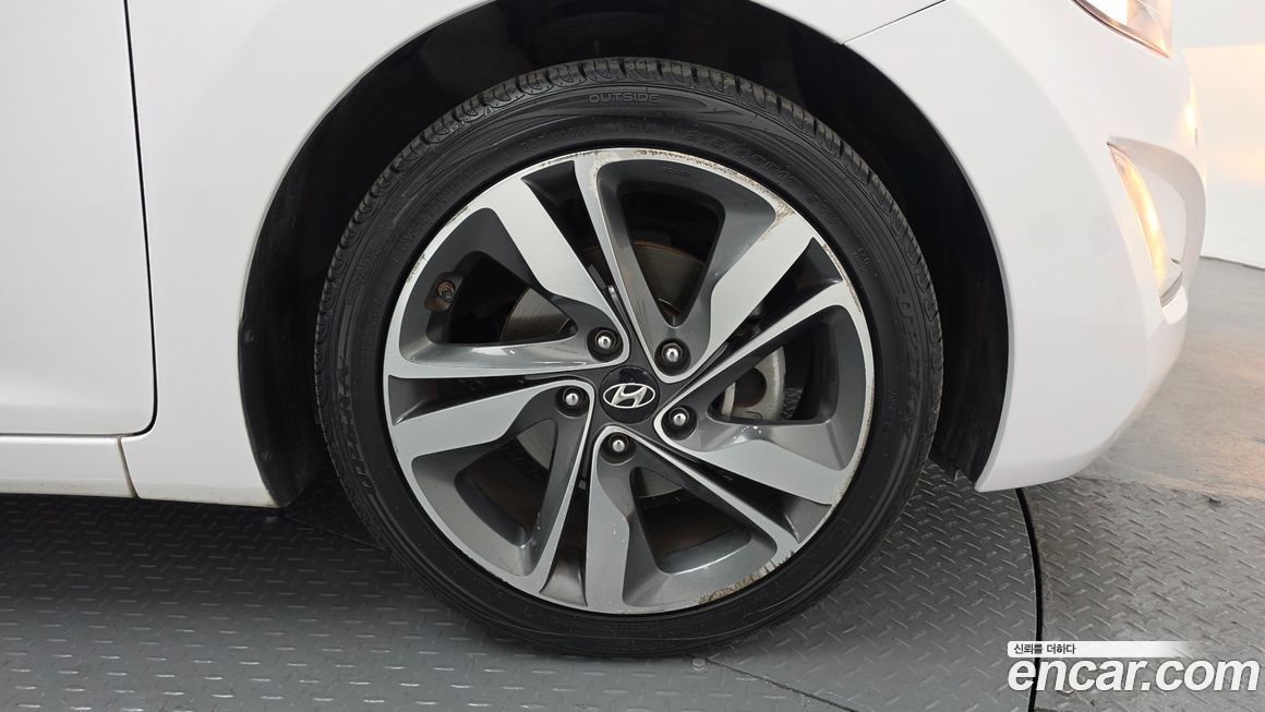 Hyundai AVANTE 2014