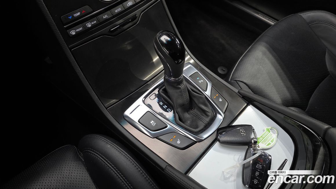 Hyundai Grandeur 2015