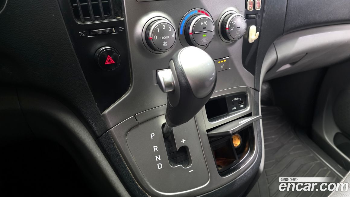 Hyundai Starex 2015