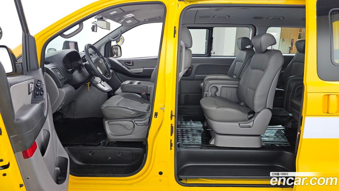 Hyundai Starex 2011
