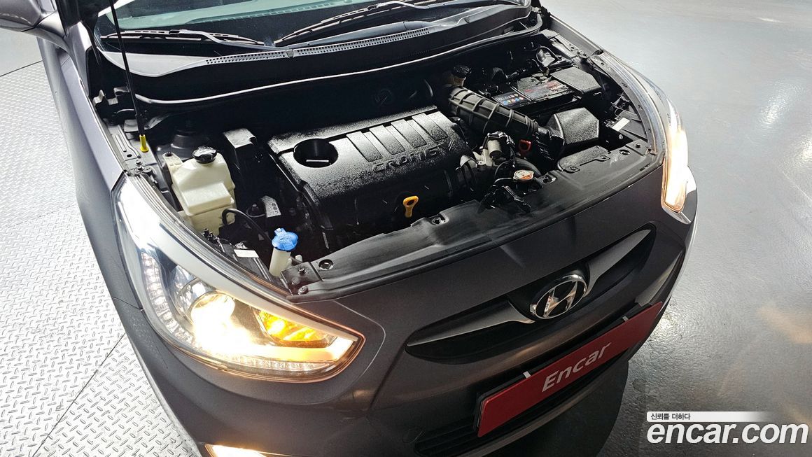 Hyundai Accent 2014