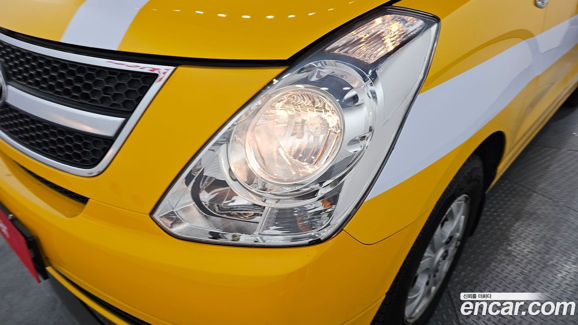 Hyundai Starex 2011