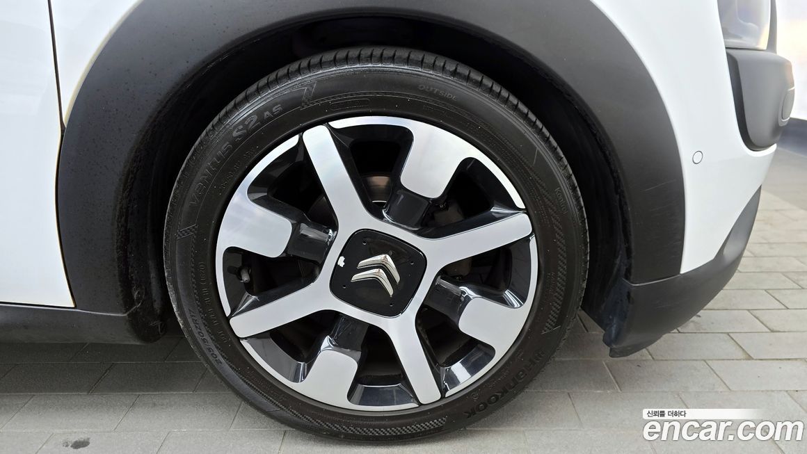 Citroen-DS C4 CACTUS 2017