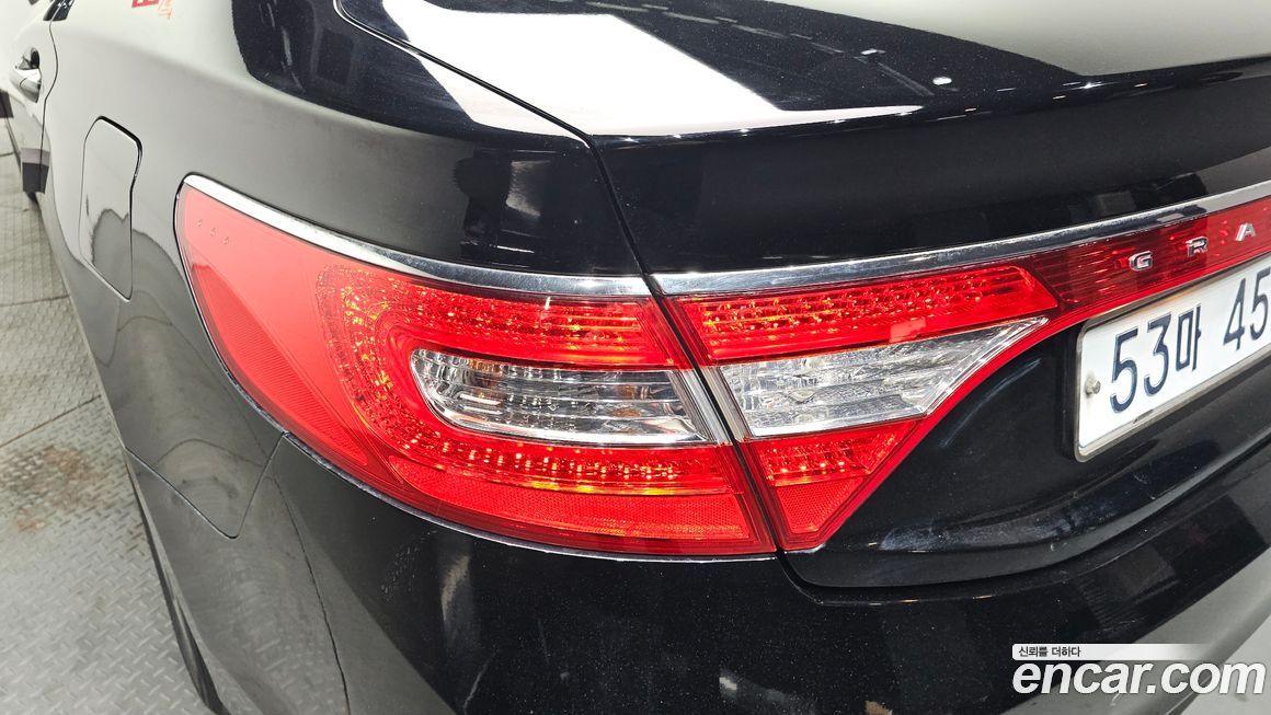 Hyundai Grandeur 2015