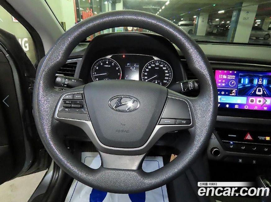 Hyundai AVANTE 2017