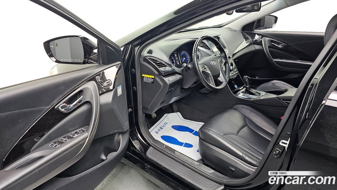 Hyundai Grandeur 2015