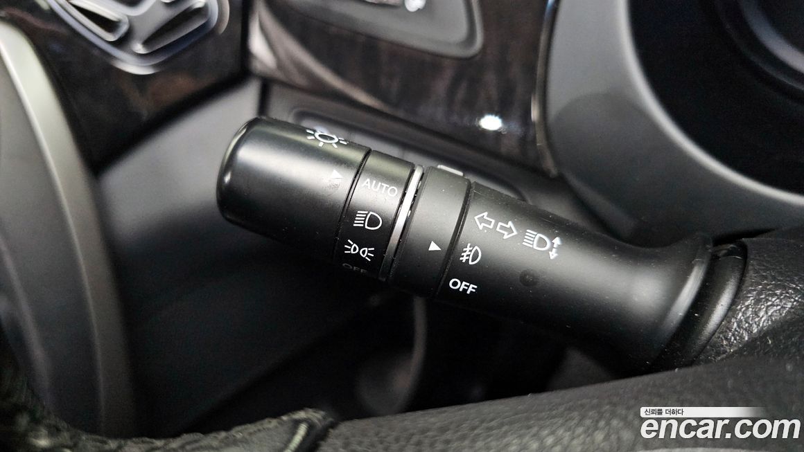 Hyundai Grandeur 2015