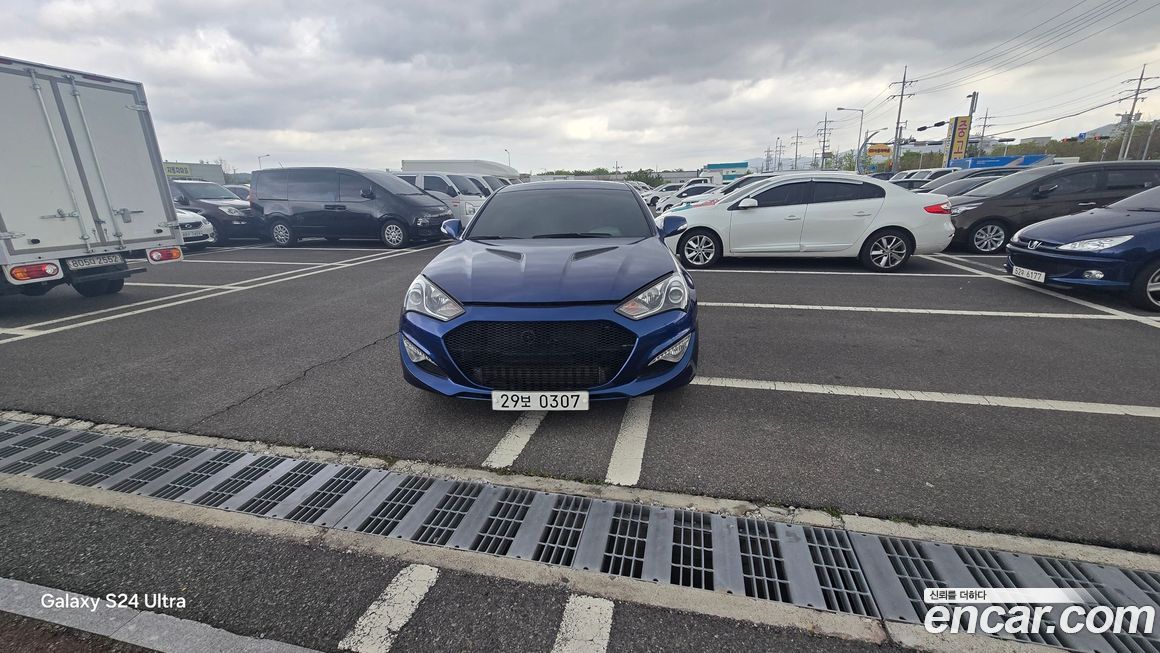 Hyundai Genesis 2015