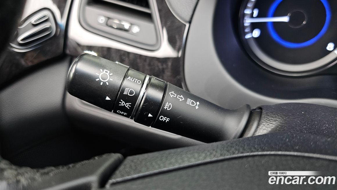 Hyundai Grandeur 2015