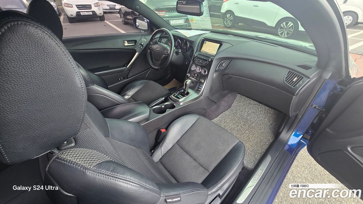 Hyundai Genesis 2015