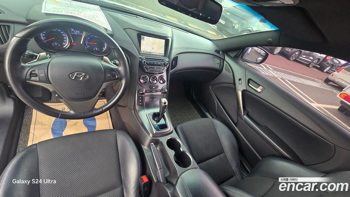 Hyundai Genesis 2015