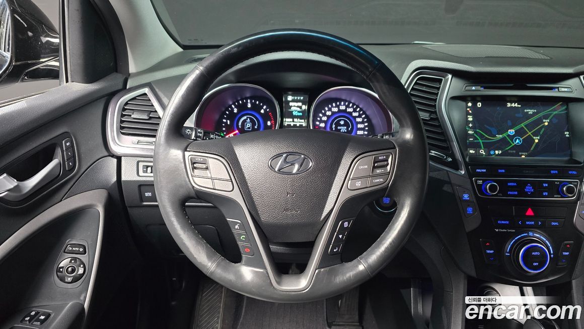 Hyundai Santafe 2015