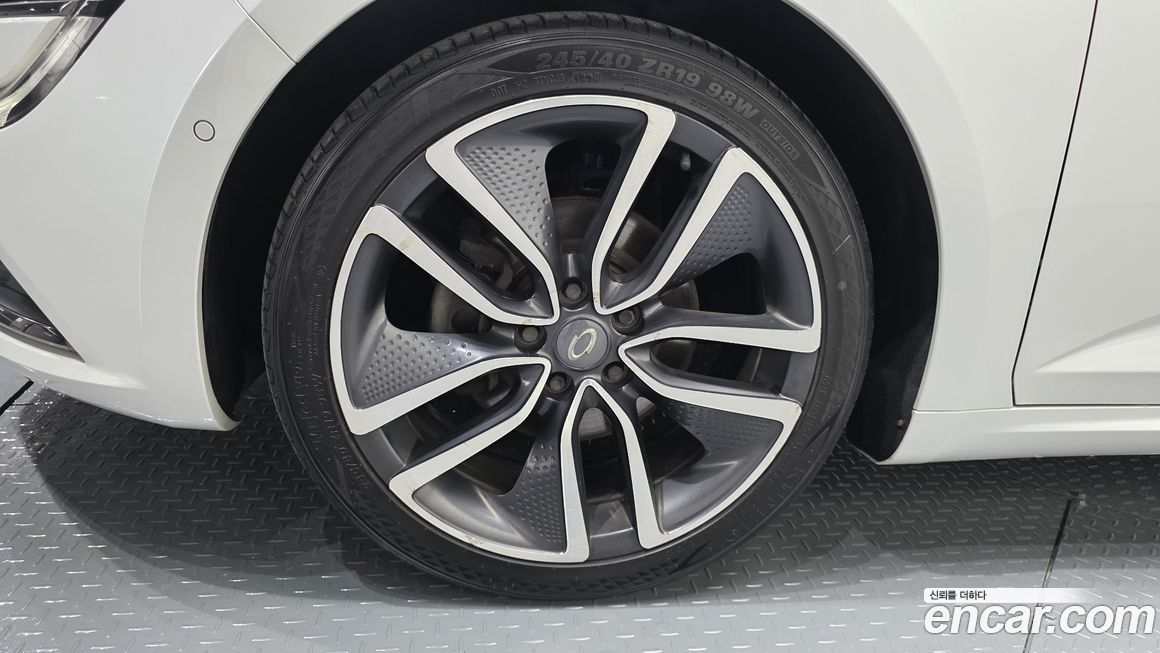 Renault-KoreaSamsung SM6 2016